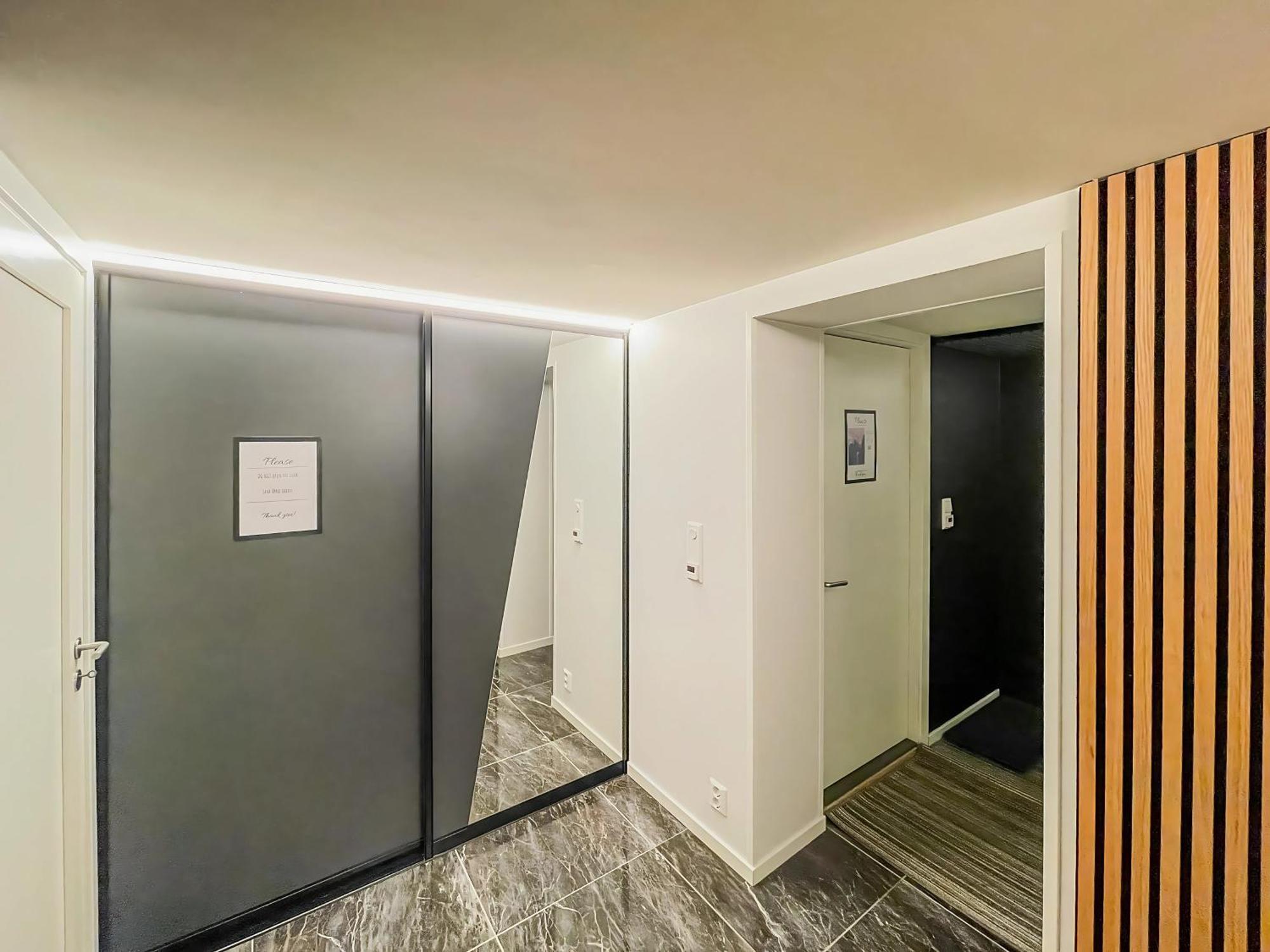 Andalsnes Underground Flat Apartment Exterior photo