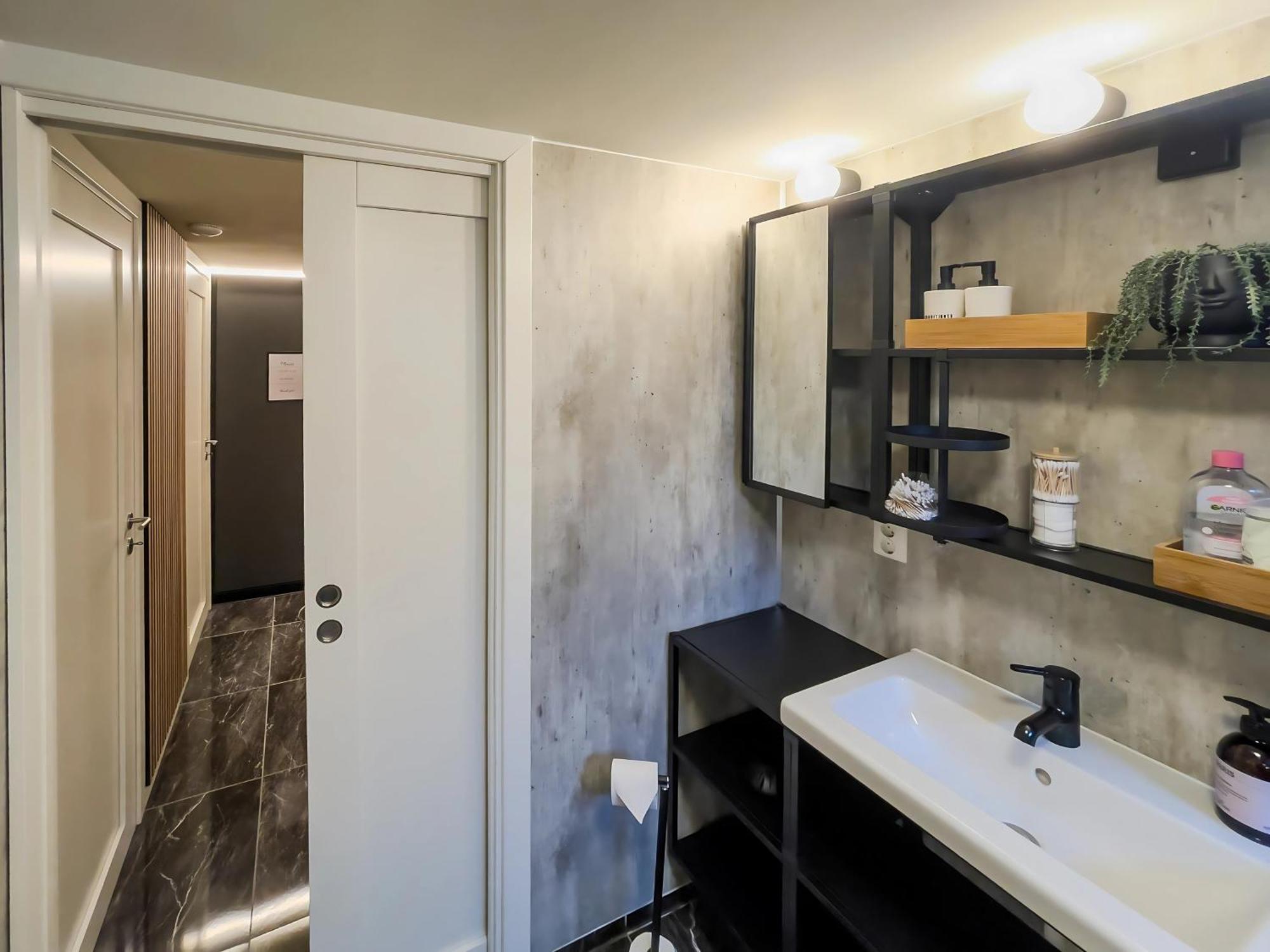 Andalsnes Underground Flat Apartment Exterior photo